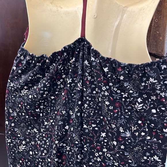 Short Night Gown - Picture 4 of 8